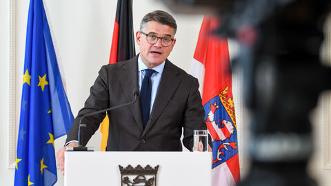 Ministerpräsident Rhein zur Länderberatung über drittes Entlastungspaket