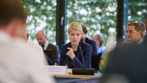 Ministerpräsidentenkonferenz am 20. Juni in Berlin: Konferenzbeginn MPK