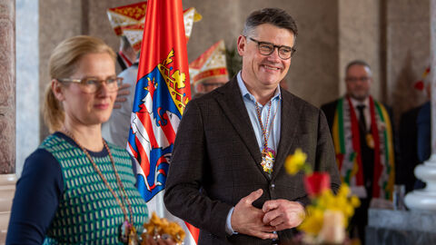 Ministerpräsident Boris Rhein und seine Frau Tanja Raab-Rhein empfangen im Schloss Biebrich aus ganz Hessen angereiste Tollitäten und ihr Gefolge