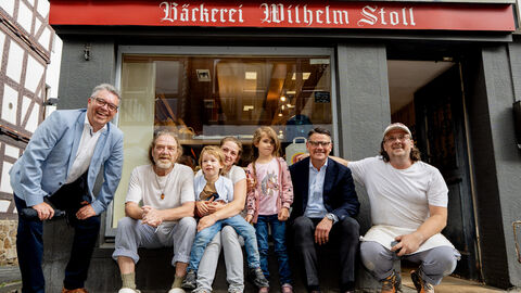 „MP vor Ort“ Dillenburg, Donnerstag, 24. Juli 2025: Besuch der Bäckerei Stoll Ministerpräsident Boris Rhein während seines Besuchs der Bäckerei Stoll