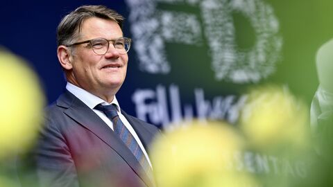 Blick voraus: Ministerpräsident Boris Rhein freut sich auf 10 Tage Hessentag in Fulda.